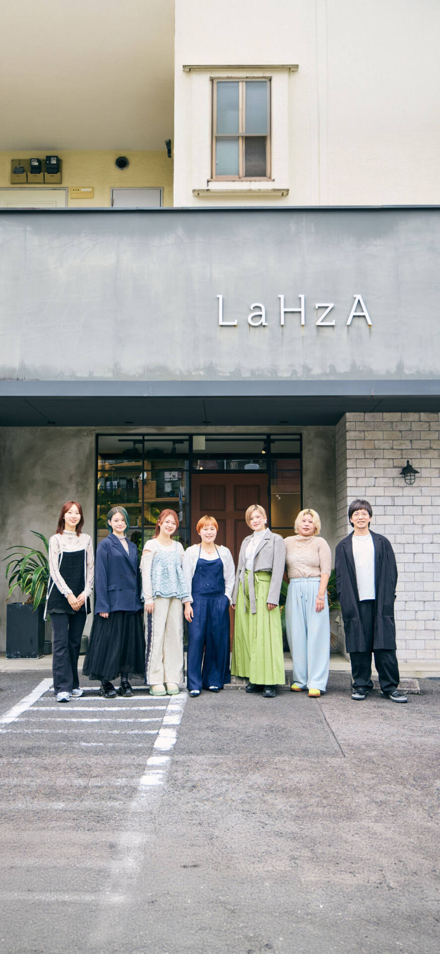 LaHzA